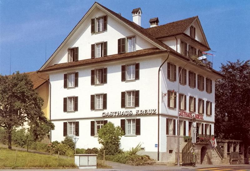 Gasthaus Zum Kreuz Meggen Екстериор снимка