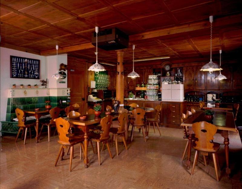 Gasthaus Zum Kreuz Meggen Екстериор снимка