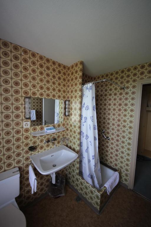 Gasthaus Zum Kreuz Meggen Екстериор снимка